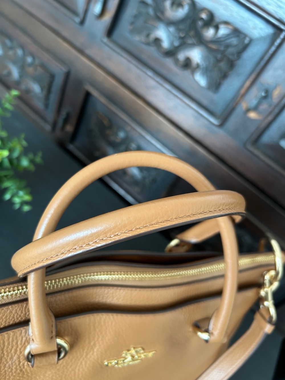 COACH Mia Pebbled Leather Satchel with Gold Hardware and Detachable Strap - Picture 15 of 16